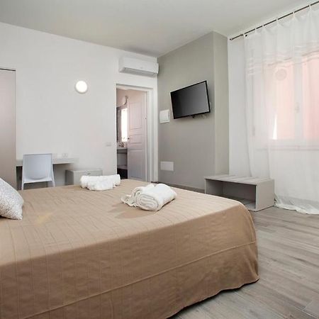 I Viaggi Di Ki Hotel ซานตา เตเรซา กัลลูรา ภายนอก รูปภาพ